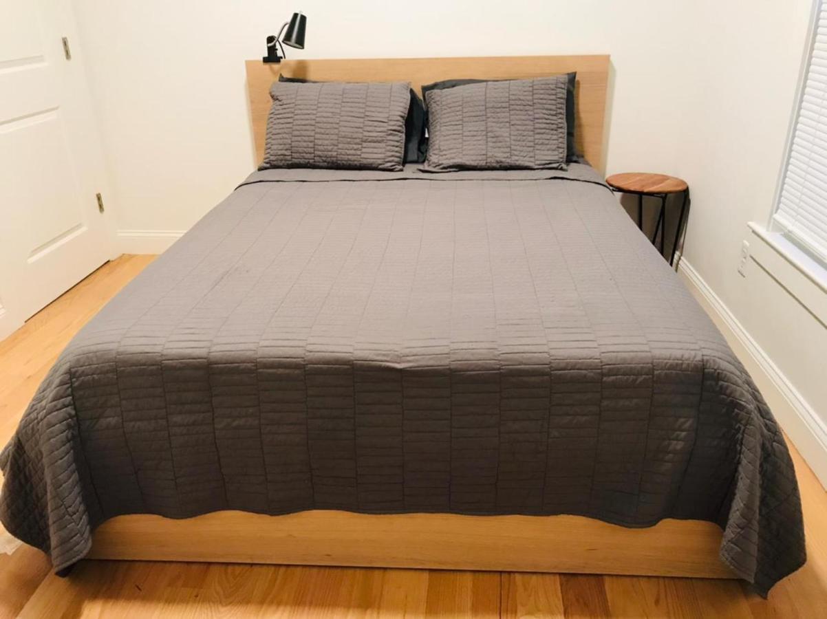 Renovated, 10 Min From The City Boston Exterior foto